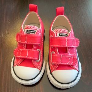 Baby Girl Converse Shoe Size 5